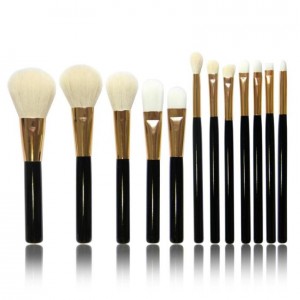 make-up-brushes.jpg