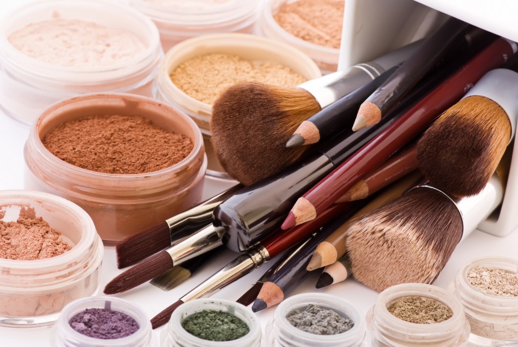 mineral-cosmetics.jpg